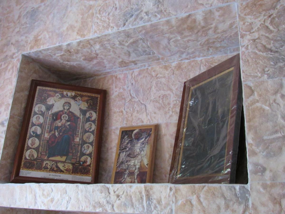 Pitini Sevasti House *